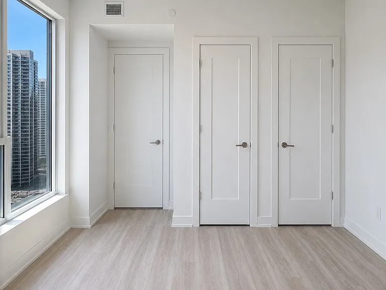 60 Central Park Dr #2206 — Photo 14