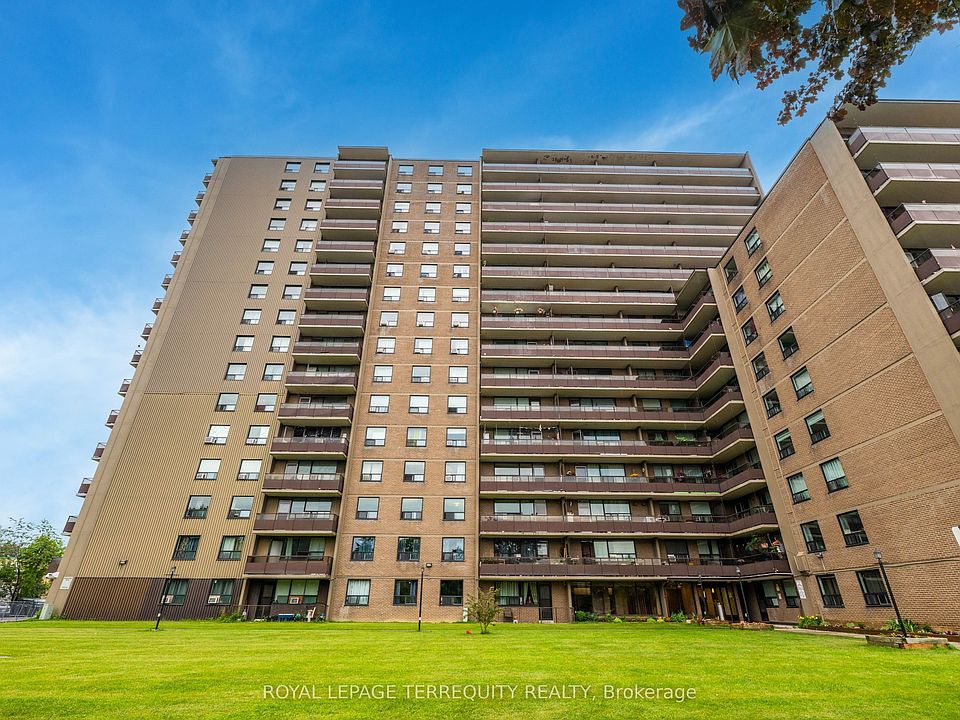 1st image of 180 Markham Rd #816