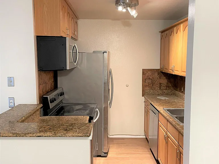3602 W Estates Ln — Photo 9