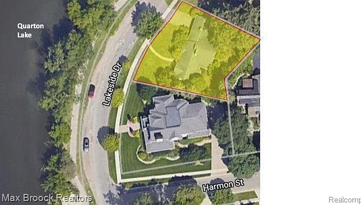 1st image of 568 Lakeside Dr