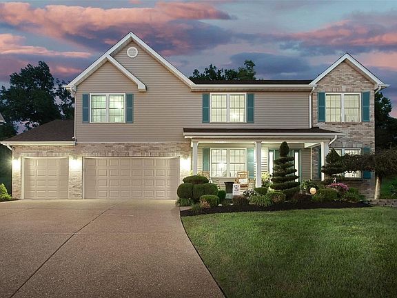 2nd image of 352 Pearson Ct