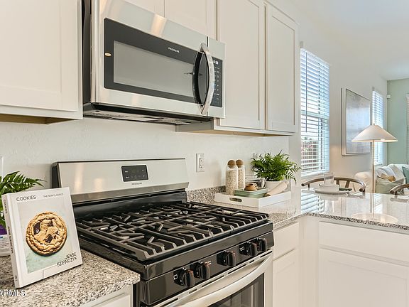 4th image of 36475 W Mondragone Lane