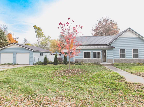 502 E Race St, Leslie, MI 49251
