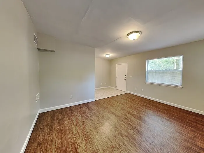 8818 Ricardo Ln — Photo 6
