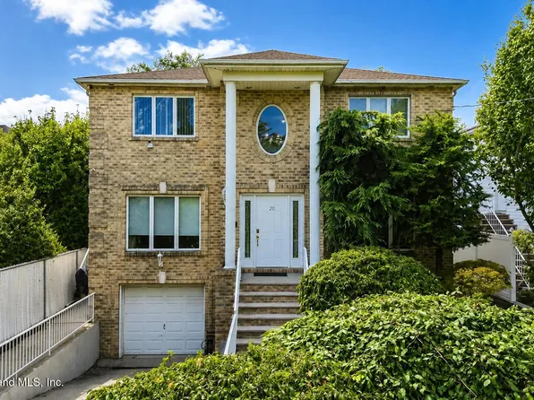 20 Emily Ct, Staten Island, NY 10307