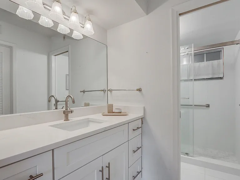 5540 Tamberlane Cir #118 — Photo 13