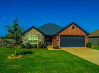 423 Liem Cir, Springdale, AR 72762