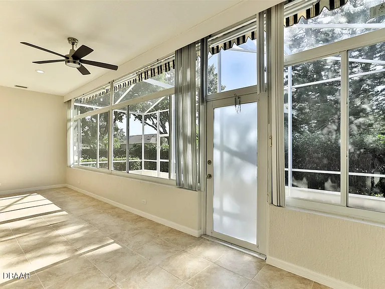 1161 Siesta Key Cir — Photo 28