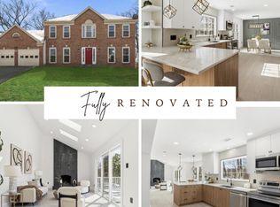 12011 Meadowville Ct, Herndon, VA 20170