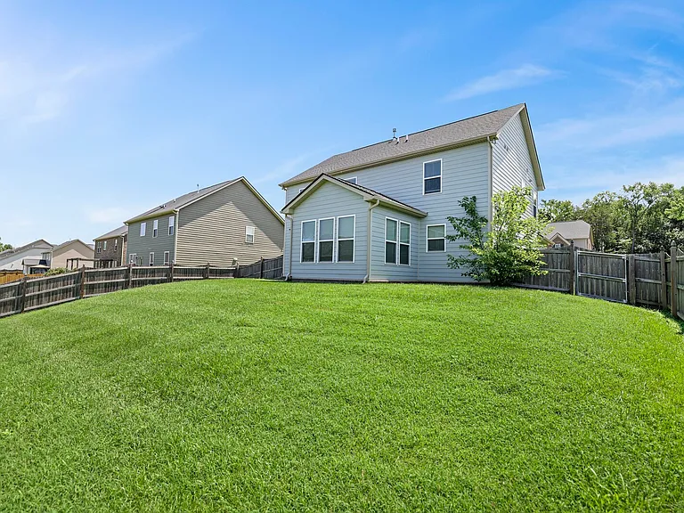2861 Meadow Gln — Photo 41