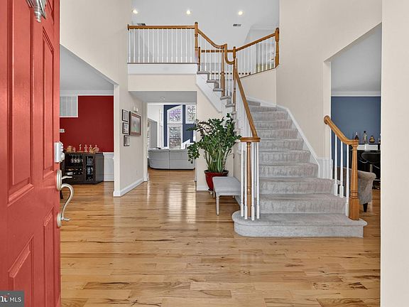 5th image of 42758 Glenside Dr