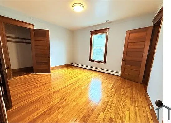 3 bed, $2,300 — Photo 3