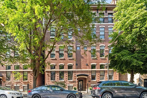 924 W Dakin St #4 Photo 1