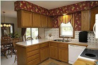 4th image of 1724 Forest Lake Dr SE