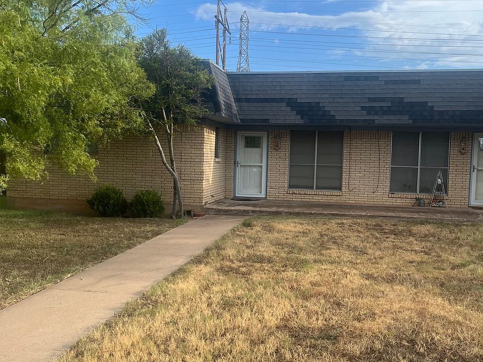 1st image of 802 Vista Ln #A