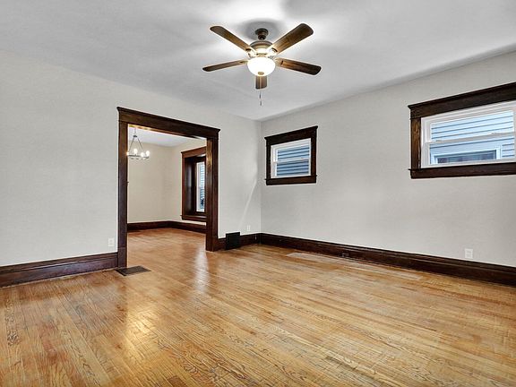 4th image of 505 W Lenawee St
