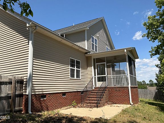 3rd image of 255 Hester Pl