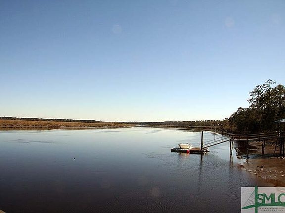 2nd image of 111 River Walk Dr