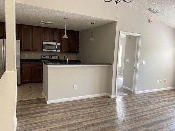 2nd image of 7055 Deer Lodge Cir