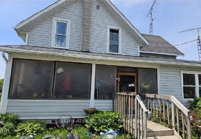 1st image of 12 Circle Dr