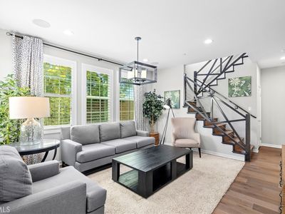 419 Aura Dr, Costa Mesa, CA, 92626