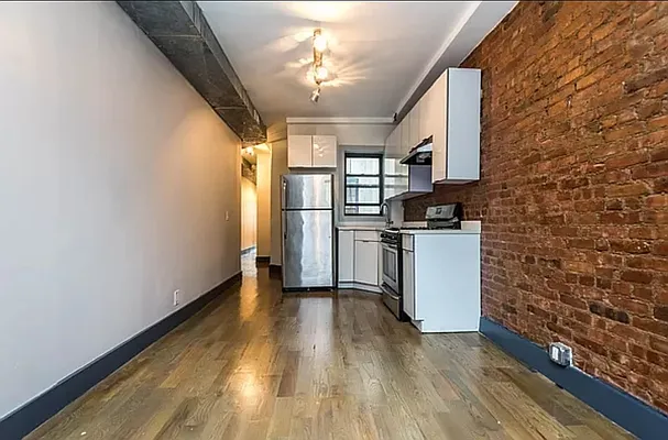 Rented by EXR | media 13