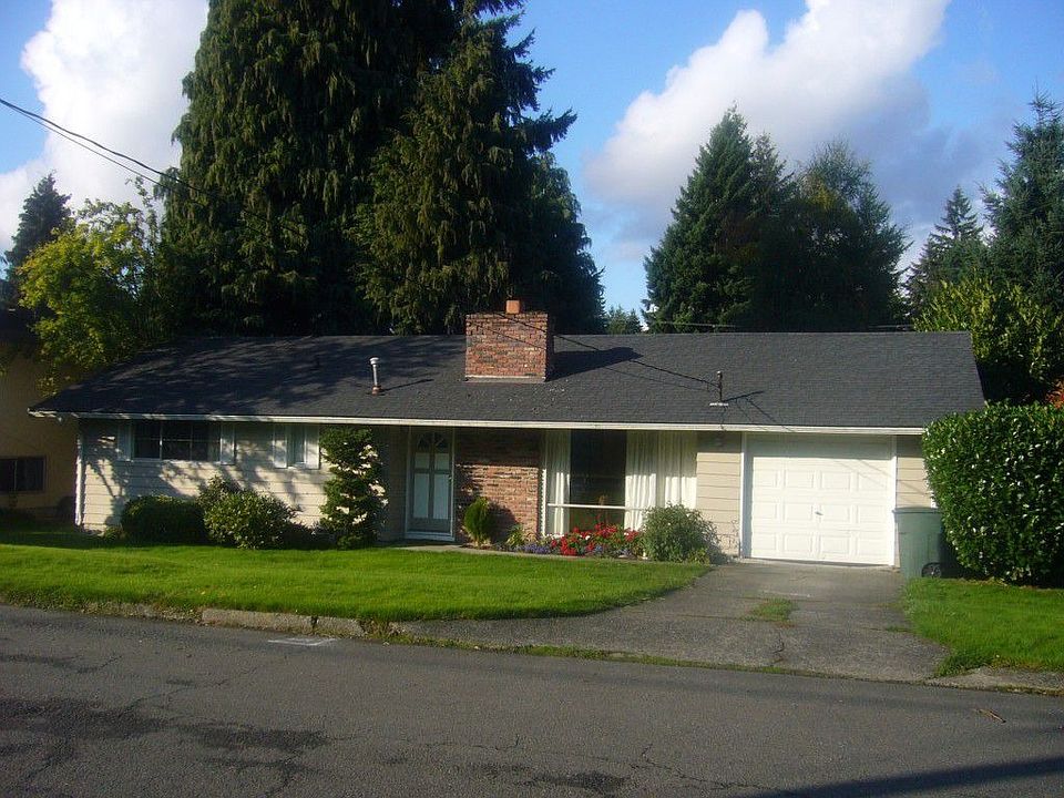 1st image of 16218 SE 10th St