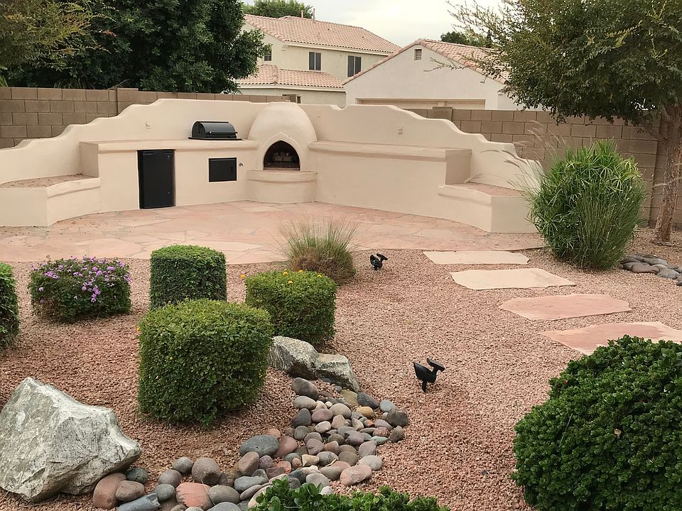2nd image of 1835 W Oriole Way