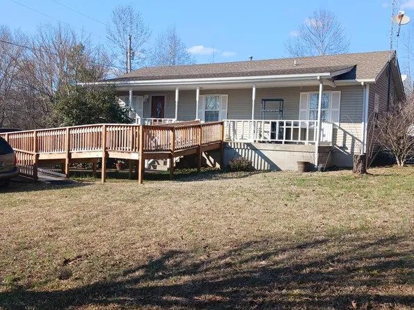 172 School Dr, Camden, TN 38320