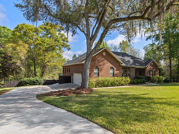 2nd image of 2883 N Hannon Hill Dr