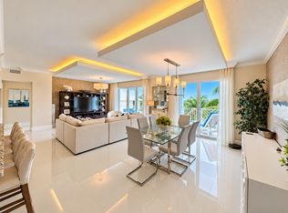 342 Bay Colony Dr N, Juno Beach, FL 33408
