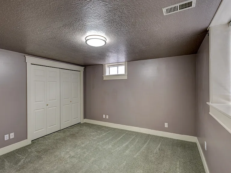 3538 Quincy Ave — Photo 7