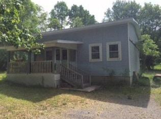 435 Louise Ln, Bartonsville, PA 18321