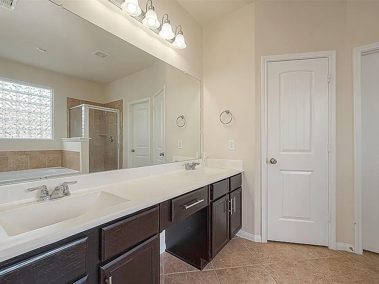 3403 Lilac Ranch Dr — Photo 39