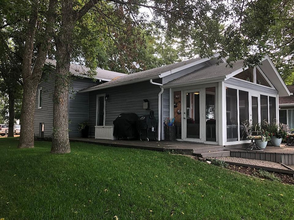 1st image of 25151 McClelland Ln