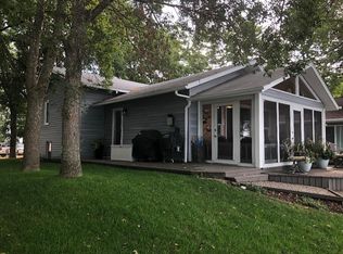 25151 McClelland Ln, Spirit Lake, IA 51360