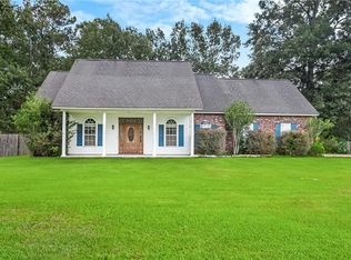 41310 Acorn Dr, Ponchatoula, LA 70454