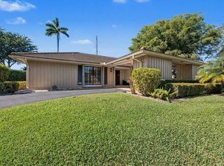 720 Muirfield Cir, Atlantis, FL 33462