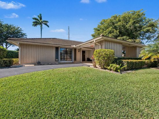 720 Muirfield Circle, Atlantis, FL 33462