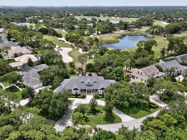 1100 Carolina Cir SW, Vero Beach, FL 32962