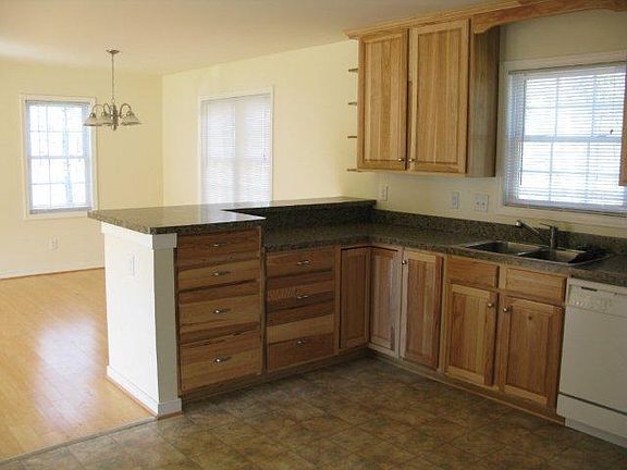 5th image of 6892 Whiskey Hill Ln
