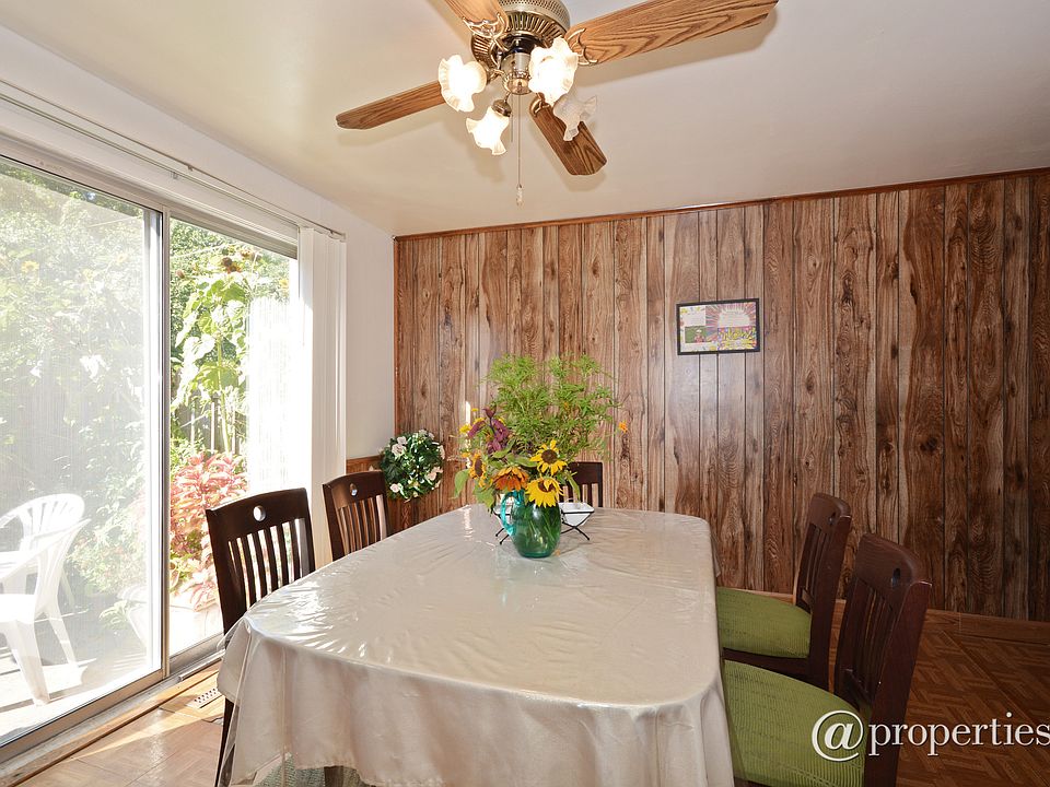 Breakfast Nook
