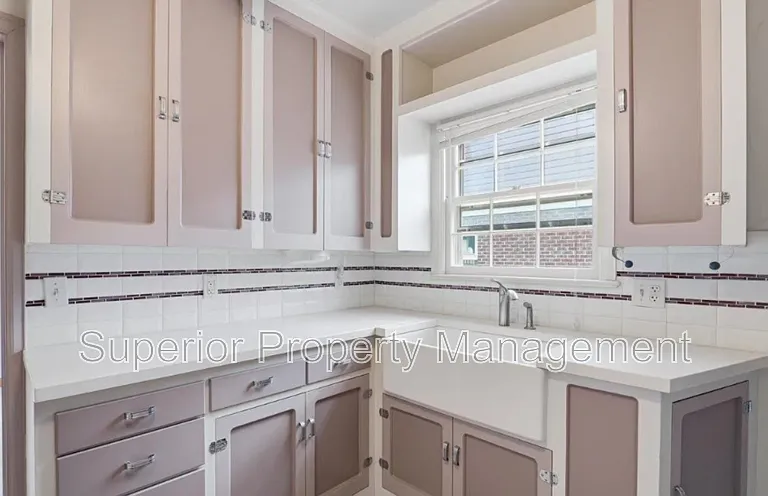 109 W 1st Ave — Photo 20