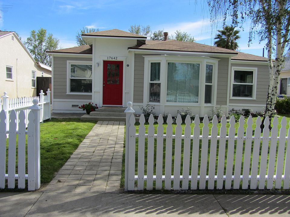 1st image of 17642 Lemay Pl