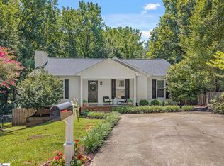 4 Dearsley Ct, Greenville, SC 29609