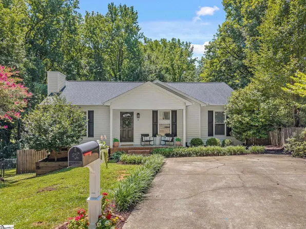 4 Dearsley Ct, Greenville, SC 29609