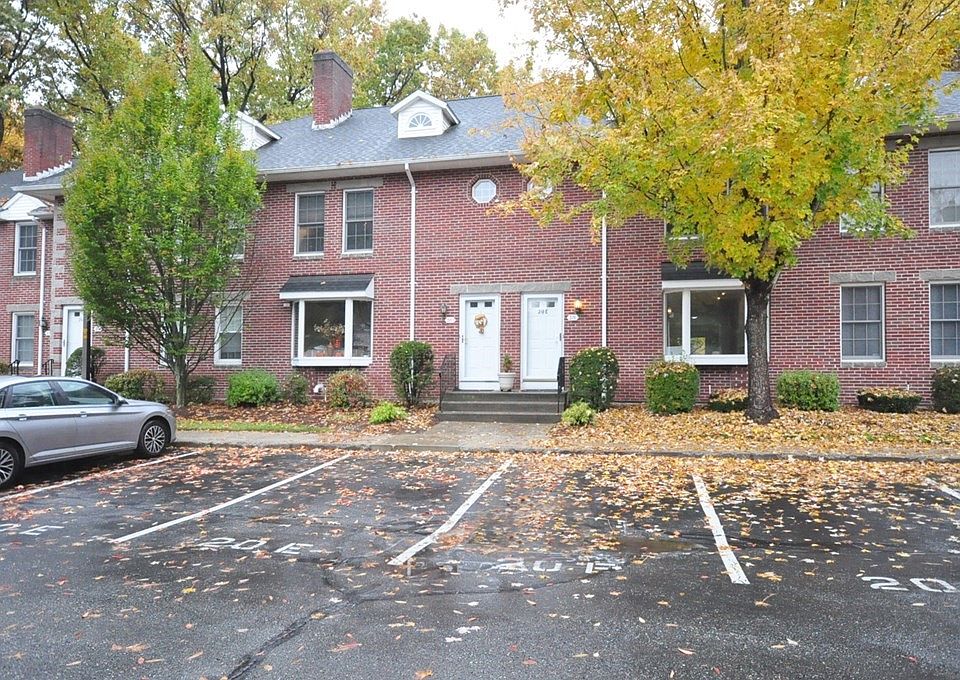 1st image of 20 Mansion Woods Dr #E