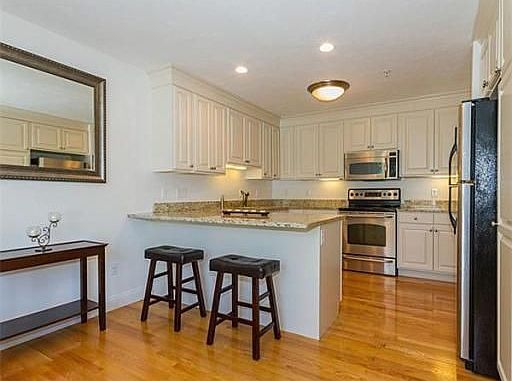 1st image of 7 Lenox St