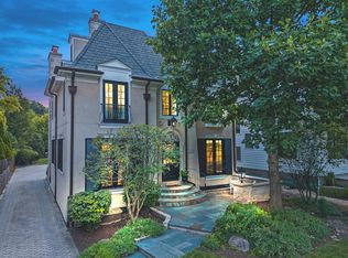 4537 Clausen Ave, Western Springs, IL 60558