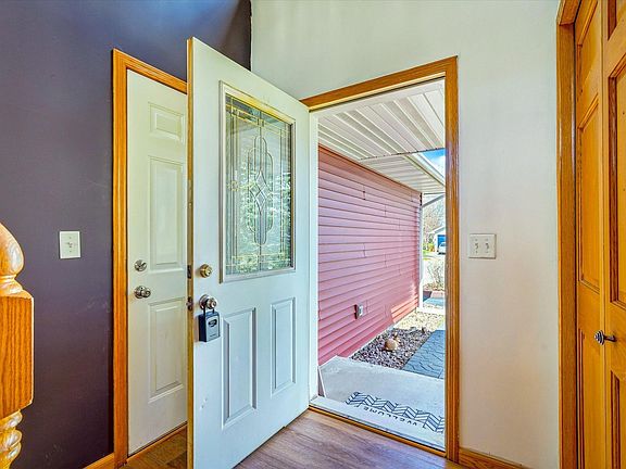 5th image of 503 Cottonwood St SW